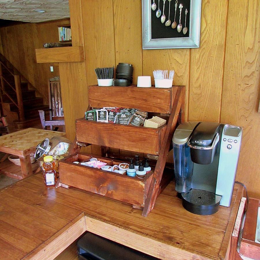 Red Leaf River Inn Уэйнсвилл Экстерьер фото