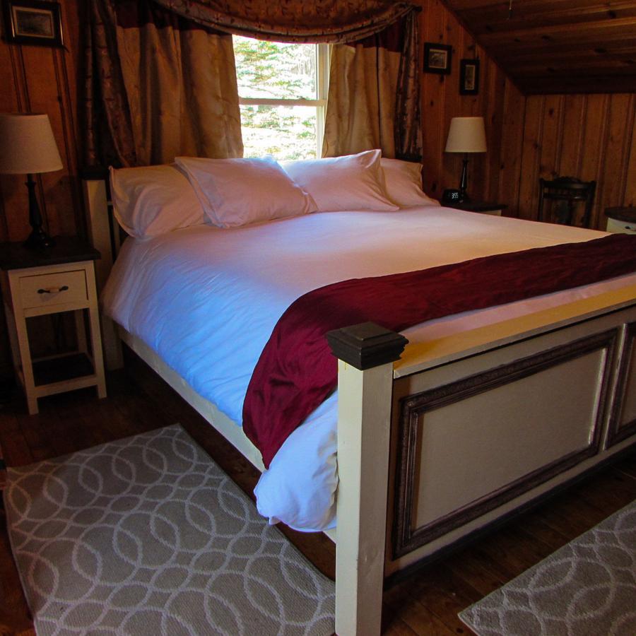 Red Leaf River Inn Уэйнсвилл Экстерьер фото