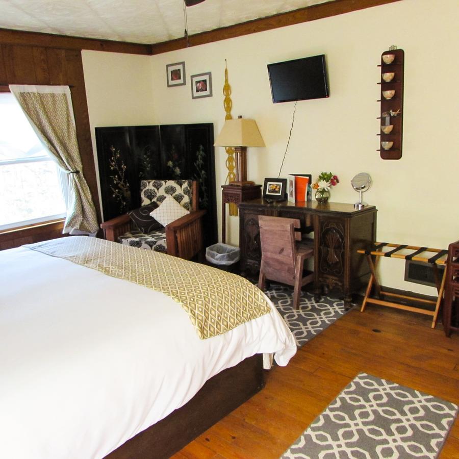 Red Leaf River Inn Уэйнсвилл Экстерьер фото